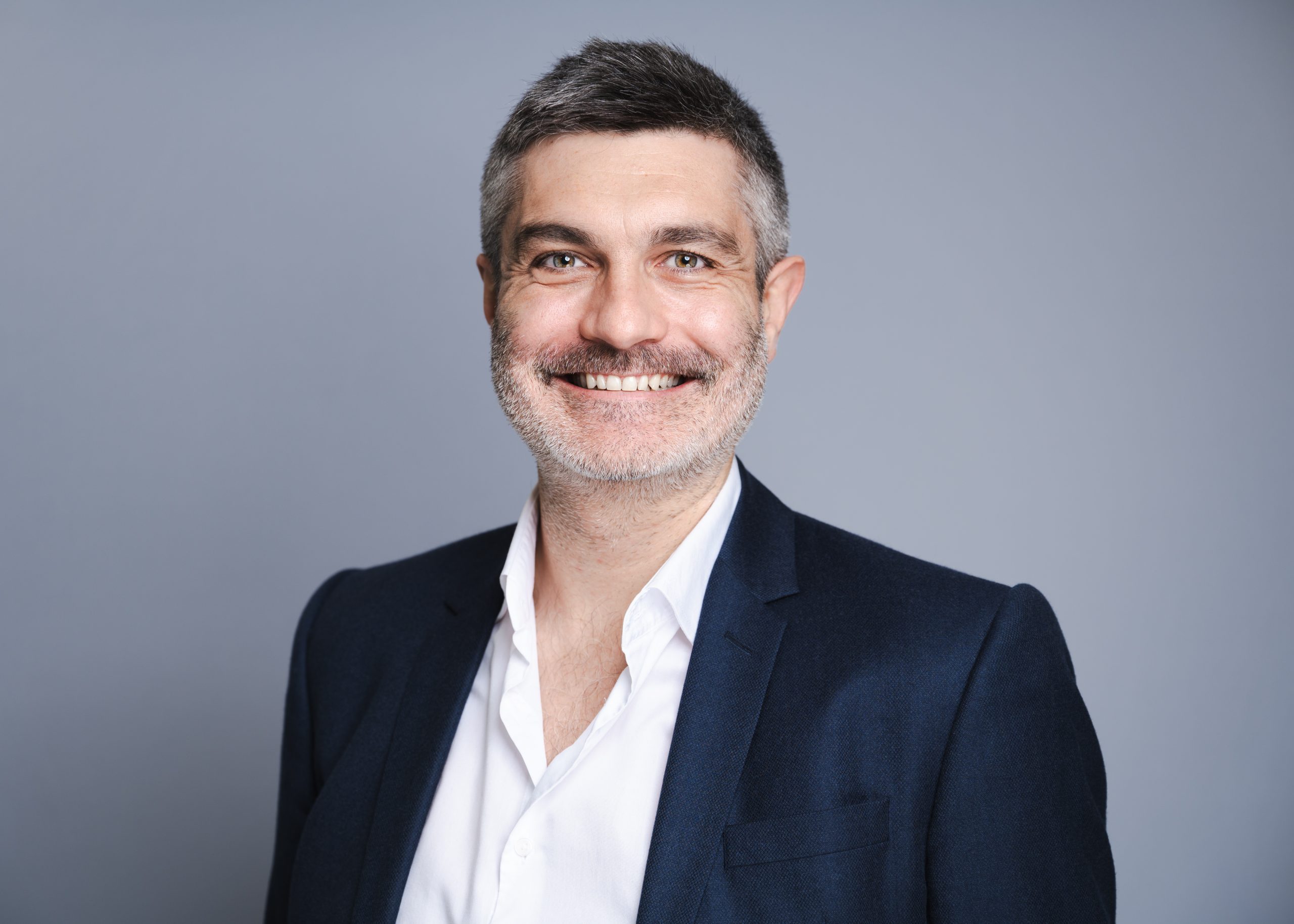 Leo Labeis, CEO, REGnosys